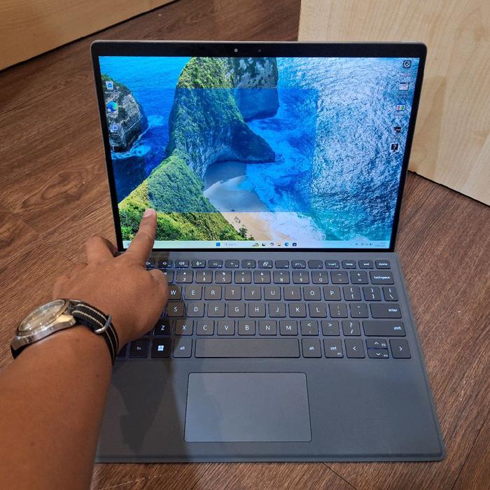 DELL 7320 2 in 1 Touch i7 11th 16/256 (Minus Keyboard)